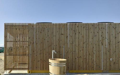 Помещения за спорт от морски контейнери