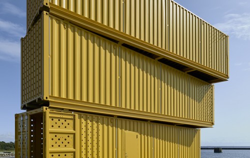 Помещения за спорт от морски контейнери